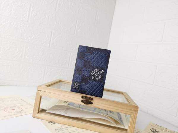 LVコピーウォレット正面デザイン